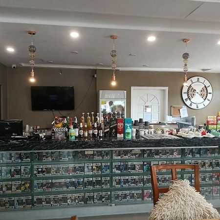 The Golden Pine Hotel Багио Экстерьер фото
