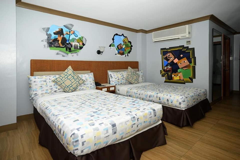 The Golden Pine Hotel Багио Экстерьер фото