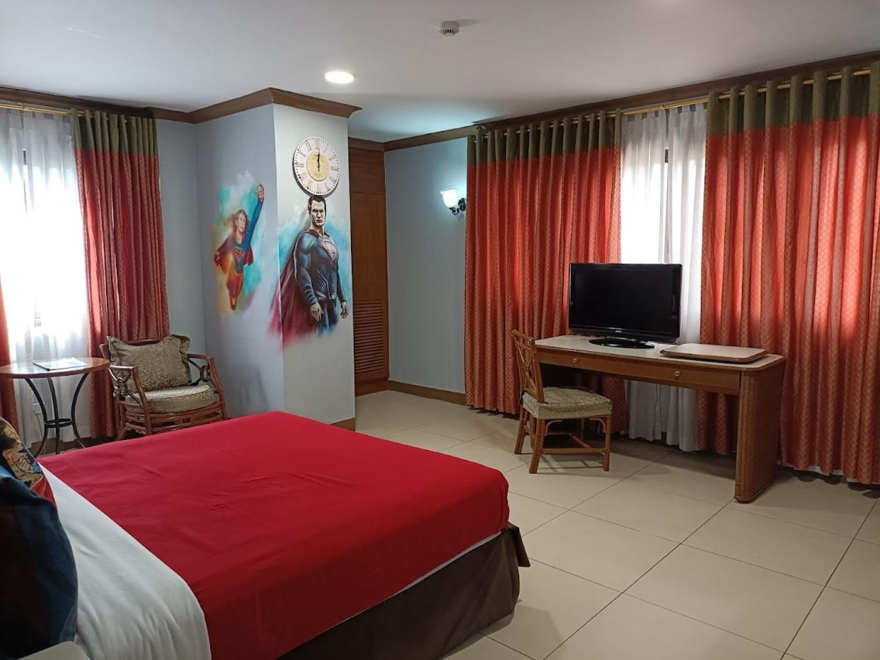 The Golden Pine Hotel Багио Экстерьер фото